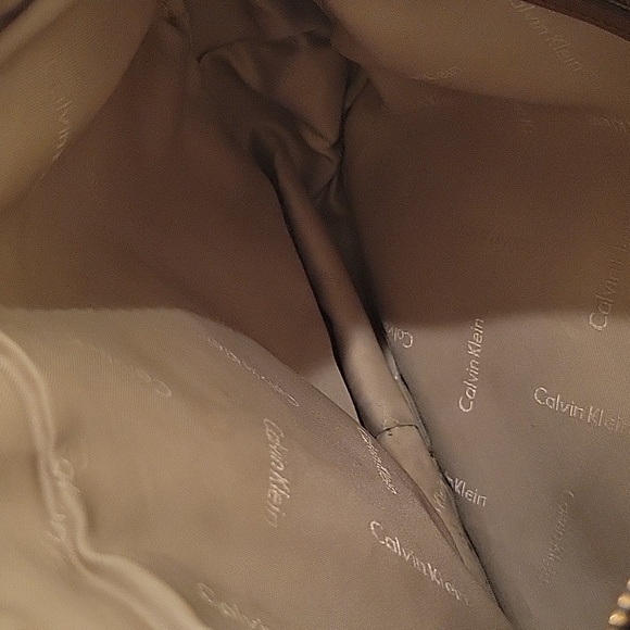 CALVIN KLEIN Nylon Belfast Messenger Bag - Picture 14 of 14